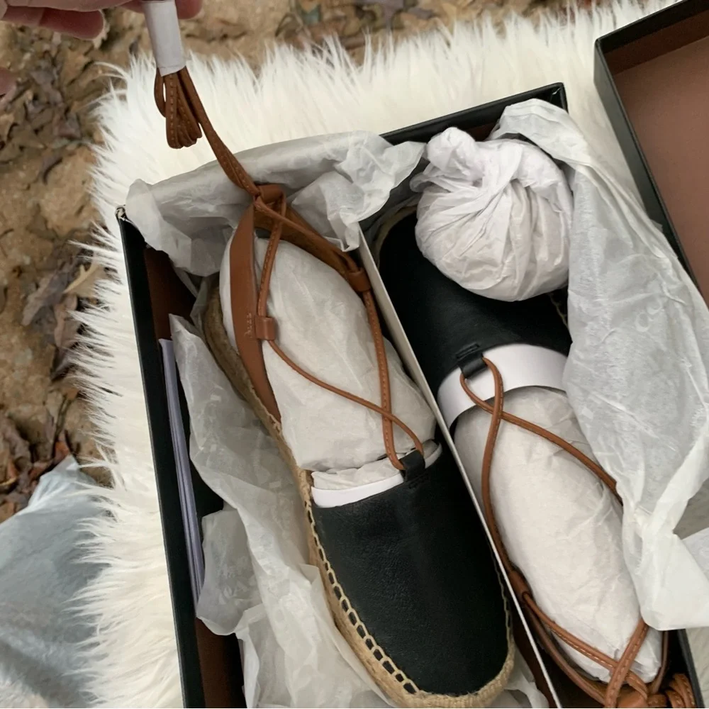 Coach Rita Black and Tan Espadrille Flats Size 5.5